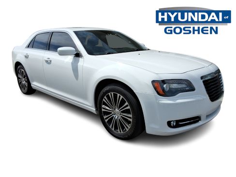 Used 2014 Chrysler 300 S AWD/4WD image 3