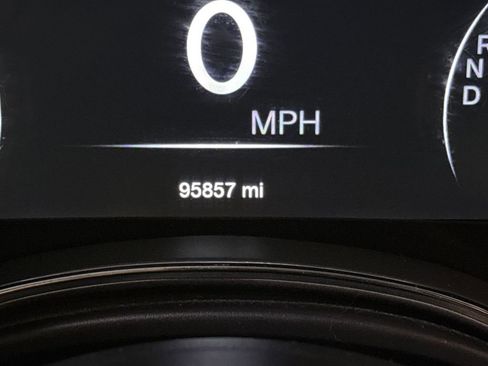 Used 2018 Jeep Grand Cherokee Laredo image 13