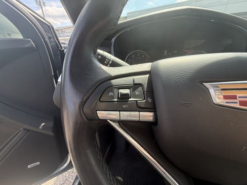 Used 2025 Cadillac XT6 Luxury w/ LPO, Floor Liner Package AWD/4WD image 23