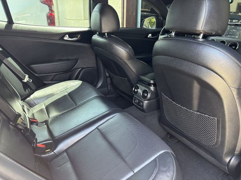 Used 2021 Kia Stinger GT-Line image 34