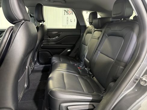 Used 2022 Lincoln Corsair FWD w/ Equipment Group 101A image 9
