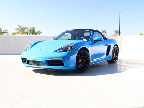 Certified 2025 Porsche 718 Boxster w/ Premium Package image 1