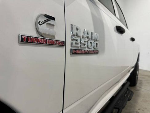 Used 2016 RAM 2500 Tradesman w/ Chrome Appearance Group AWD/4WD image 12