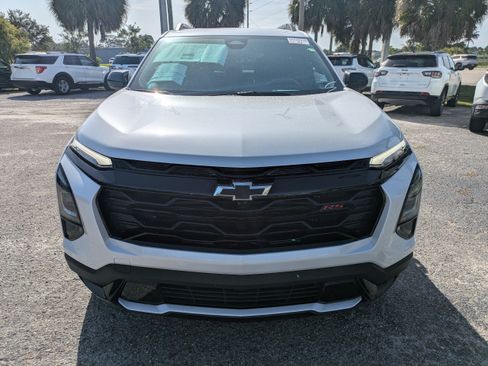 Used 2025 Chevrolet Equinox RS FWD image 9