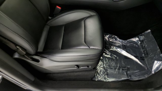 Used 2026 Tesla Model Y Long Range RWD image 36
