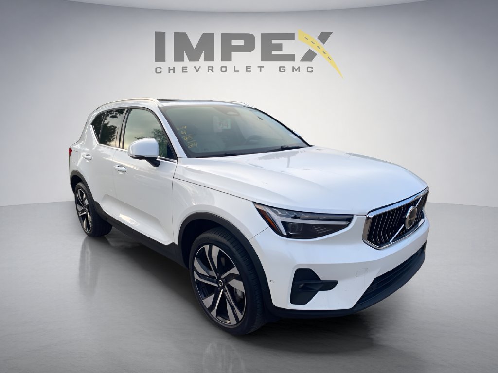 Used 2024 Volvo XC40 B5 Ultimate w/ Climate Package AWD/4WD image 7