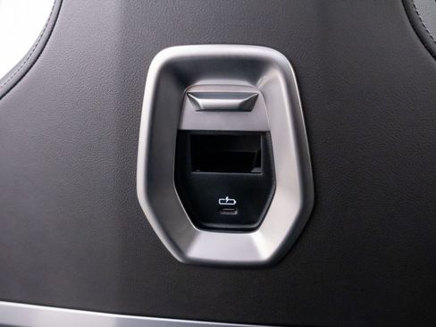 Certified 2023 BMW 760i xDrive AWD/4WD image 23