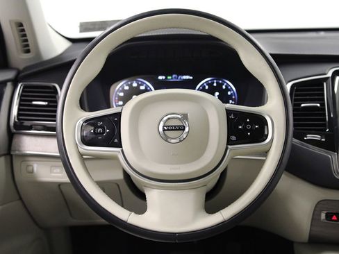 Used 2022 Volvo XC90 T6 Inscription image 14