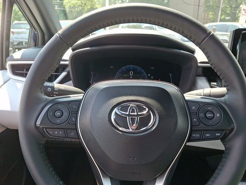 Used 2026 Toyota Corolla SE FWD image 19