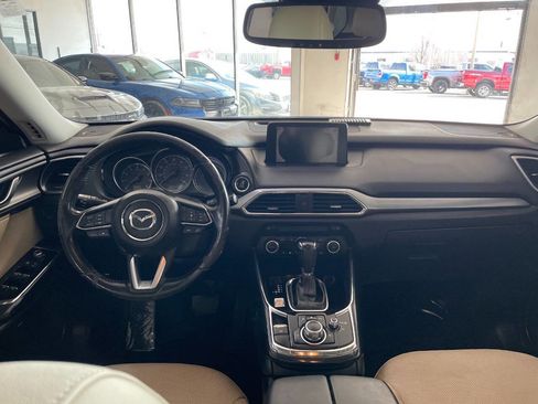 Used 2018 MAZDA CX-9 Touring w/ Touring Premium Package image 24