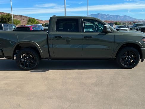 New 2026 RAM 1500 Laramie AWD/4WD image 6