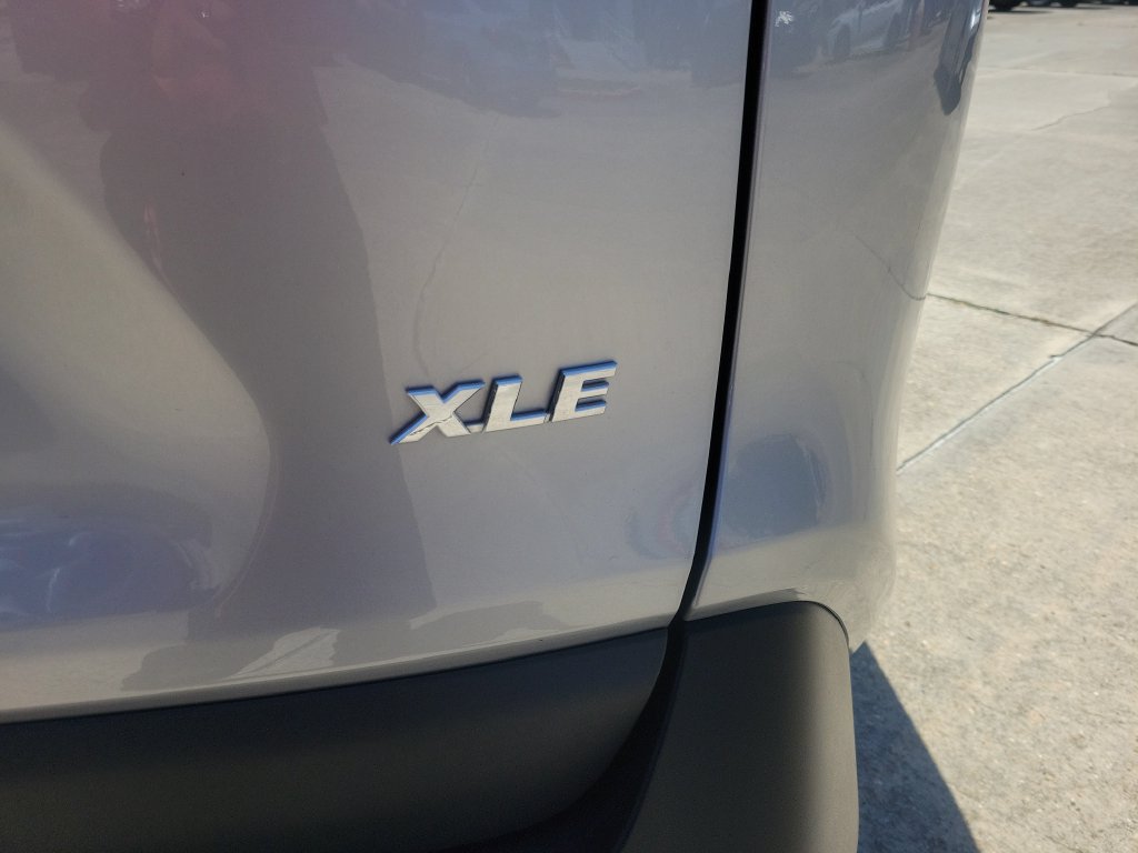 Certified 2024 Toyota RAV4 XLE FWD image 10