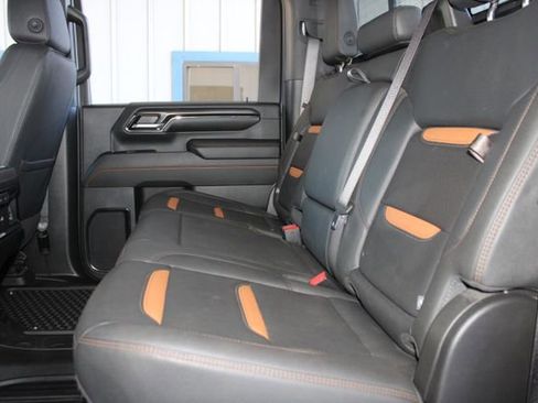 Used 2024 GMC Sierra 2500 AT4 w/ AT4 Premium Plus Package image 26