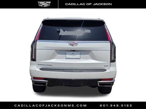 Used 2021 Cadillac Escalade Premium Luxury Platinum AWD/4WD image 6