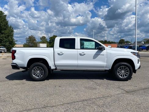 New 2026 Chevrolet Colorado LT w/ Advanced Trailering Package image 2