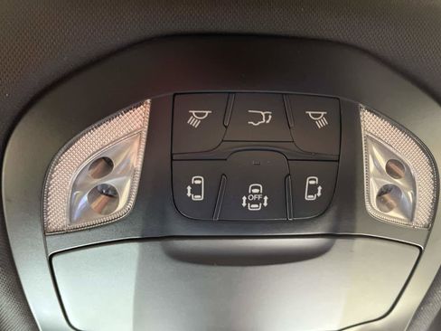 New 2026 Chrysler Pacifica Limited w/ S Appearance Package FWD image 23