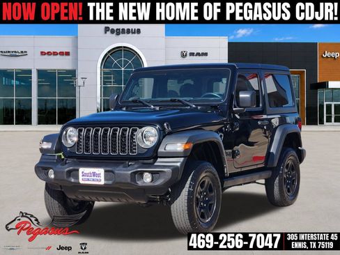 Used 2025 Jeep Wrangler Sport AWD/4WD image 2