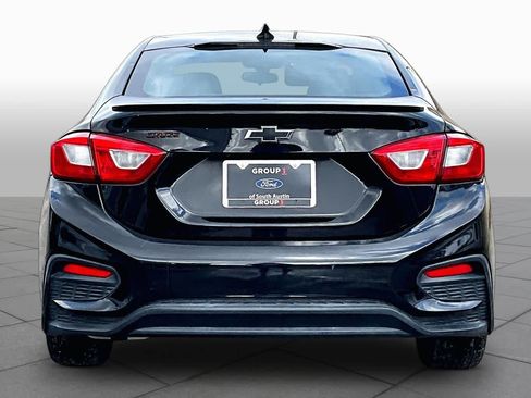 Used 2017 Chevrolet Cruze LT w/ Redline Edition FWD image 5