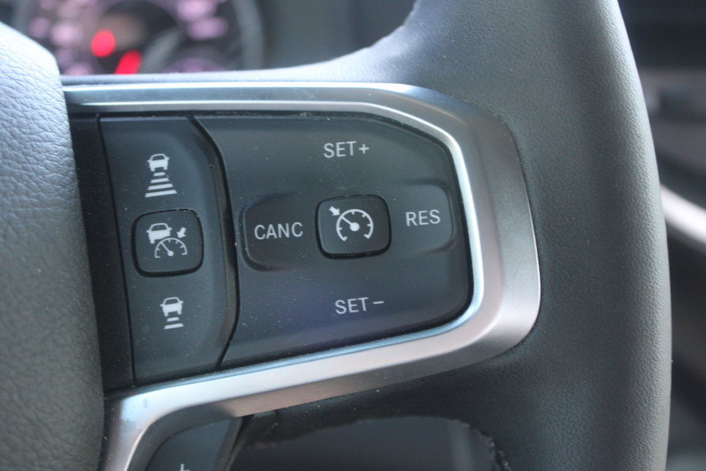 Used 2025 RAM 2500 Big Horn AWD/4WD image 24