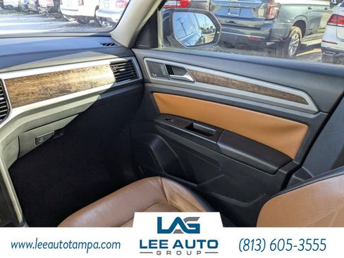 Used 2019 Volkswagen Atlas SEL Premium AWD/4WD image 19