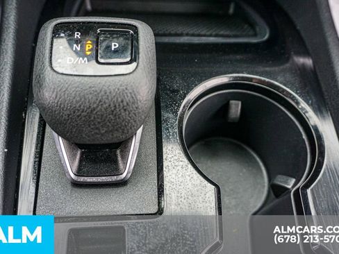 Used 2025 Nissan Rogue SV image 43