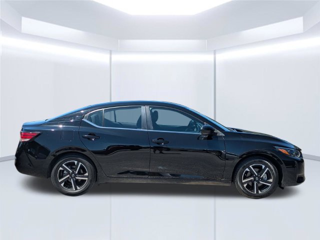 Used 2025 Nissan Sentra SV FWD image 7