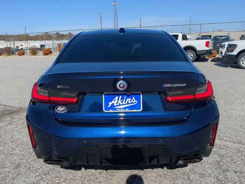 Used 2023 BMW M340i xDrive image 4