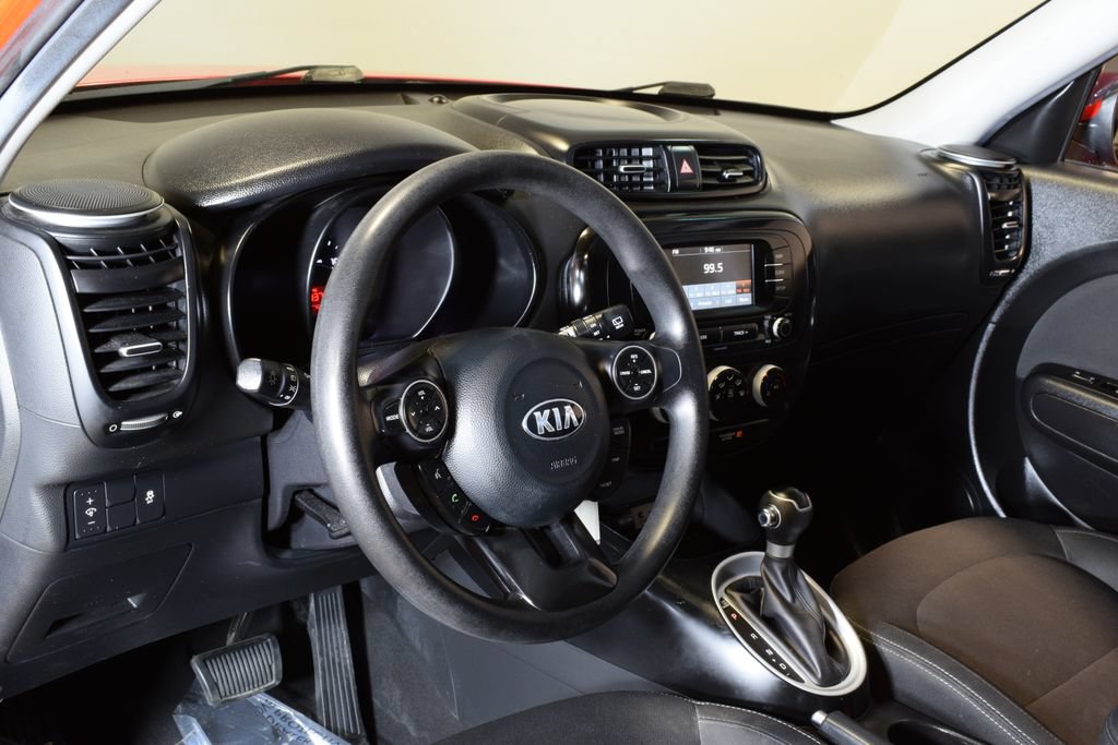 Used 2019 Kia Soul FWD image 6