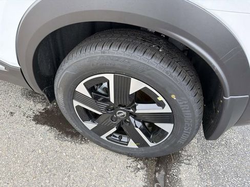New 2026 Nissan Kicks SV w/ Cold Weather Package AWD/4WD image 8
