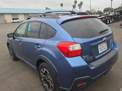 Used 2016 Subaru Crosstrek 2.0i Premium w/ Moonroof Package AWD/4WD image 2