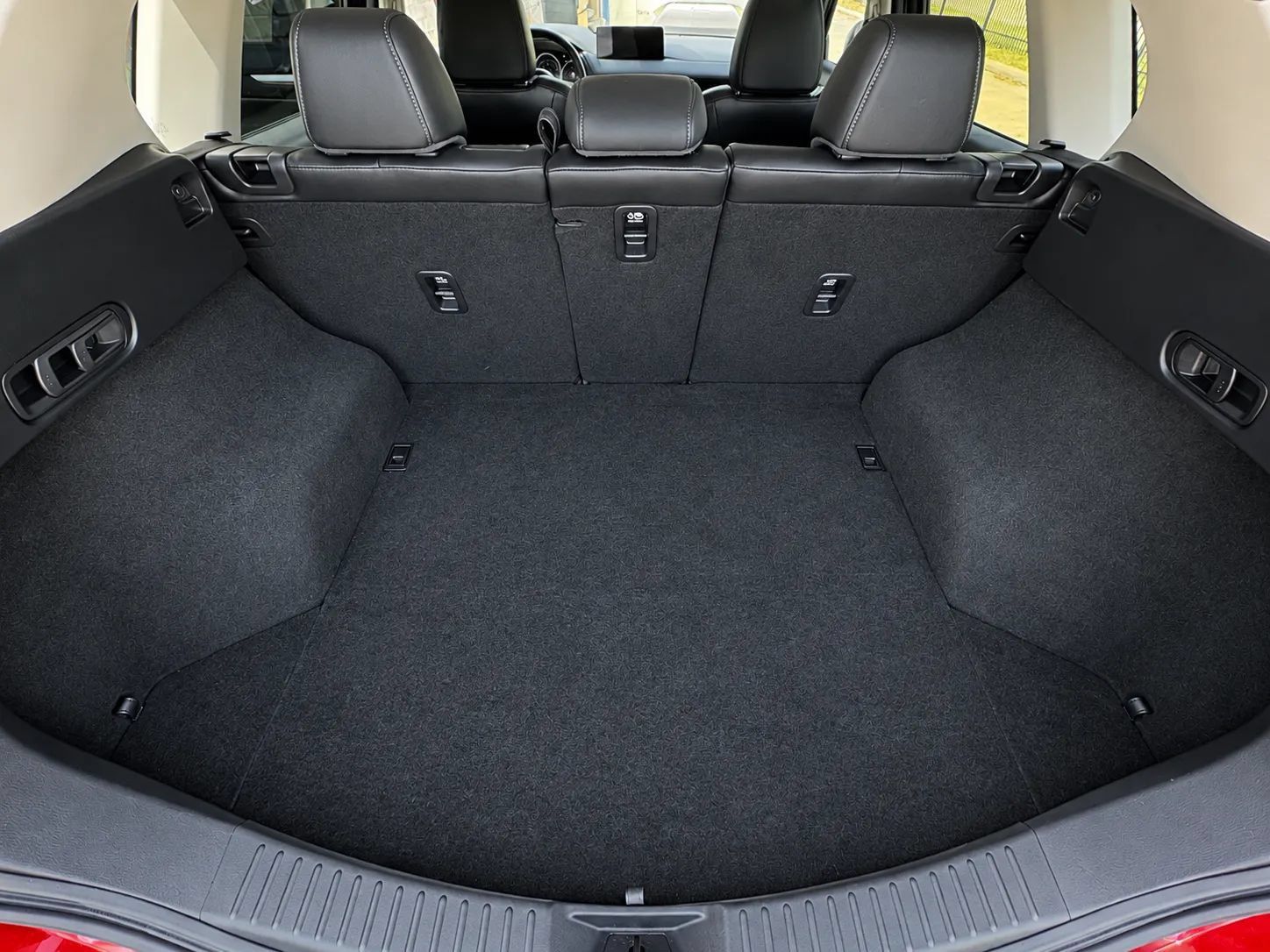Used 2021 MAZDA CX-5 Touring FWD image 19