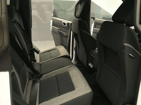 New 2026 Ford Bronco 4-Door AWD/4WD image 18