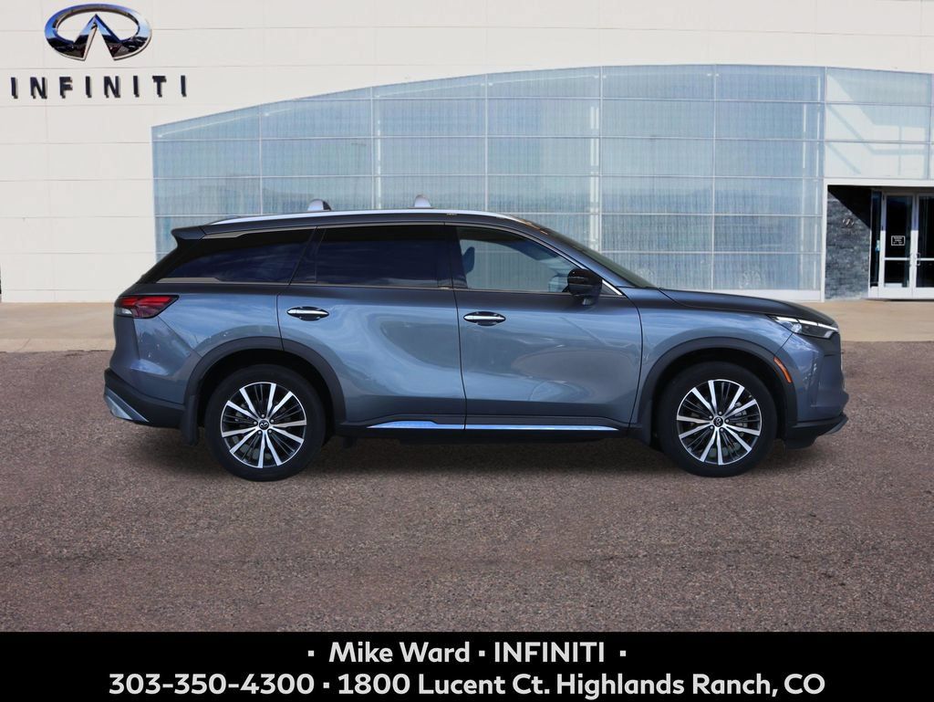 Used 2025 INFINITI QX60 Sensory w/ Vision Package AWD/4WD image 9