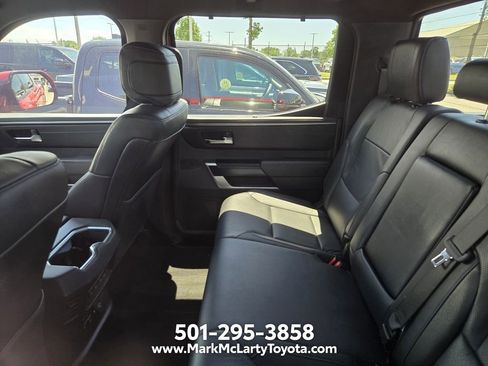 Used 2024 Toyota Tundra Platinum AWD/4WD image 4
