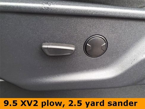 Used 2024 Ford F350 XLT w/ FX4 Off-Road Package image 10