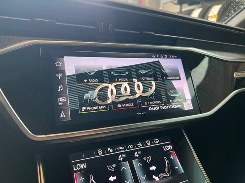 Used 2023 Audi RS 7 Sportback w/ Black Optic Package AWD/4WD image 9
