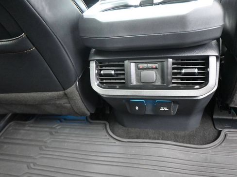 Certified 2023 Ford F150 Platinum w/ Equipment Group 701A High AWD/4WD image 17