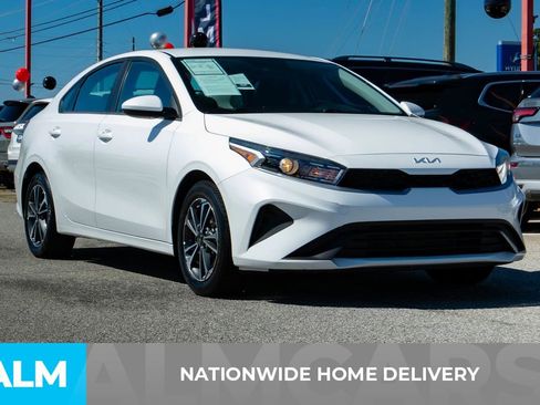 Used 2024 Kia Forte LXS image 5