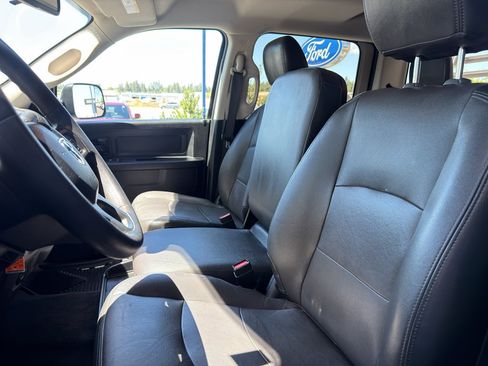 Used 2016 RAM 2500 Tradesman w/ Chrome Appearance Group AWD/4WD image 33