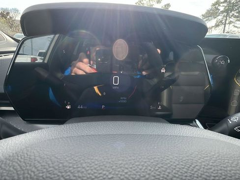 New 2026 Chevrolet Trax ACTIV w/ Sunroof Package FWD image 23