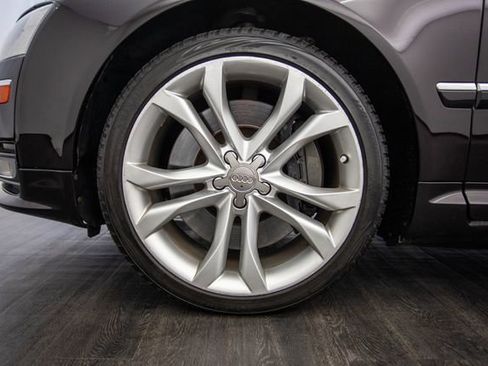 Used 2009 Audi S8 4dr Sedan image 46