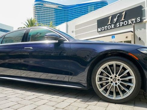 Used 2023 Mercedes-Benz S 500 4MATIC w/ AMG Line image 36