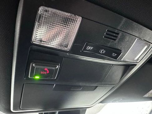 Used 2021 Toyota Tacoma TRD Sport w/ Technology Package image 29