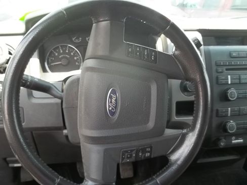 Used 2011 Ford F150 XLT w/ XLT Chrome Pkg image 8