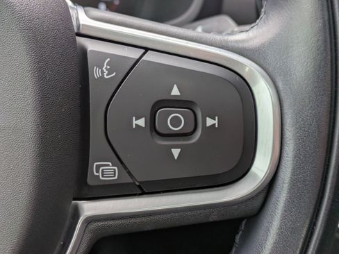Used 2022 Volvo S60 B5 Momentum FWD image 14