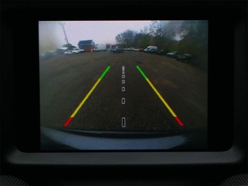 Used 2018 Jeep Compass Latitude w/ Cold Weather Group image 24