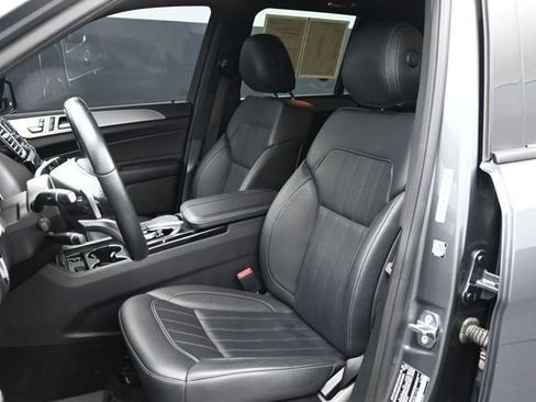 Used 2019 Mercedes-Benz GLE 43 AMG 4MATIC image 5