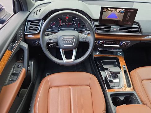 Used 2023 Audi Q5 2.0T Premium w/ Convenience Package AWD/4WD image 14
