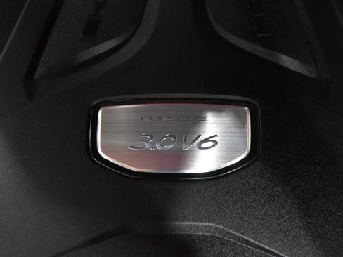 Used 2021 Porsche Cayenne AWD/4WD image 57