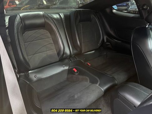 Used 2017 Ford Mustang Shelby GT350 RWD image 38